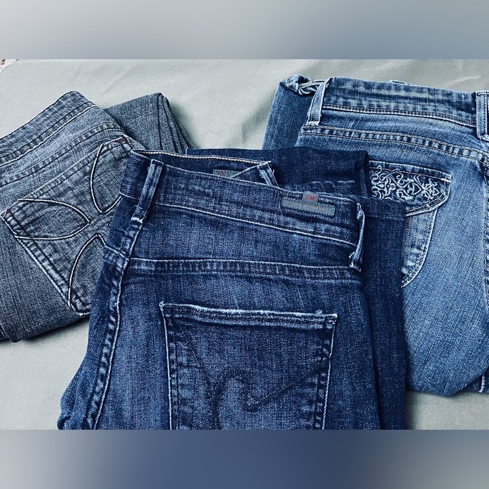 3 DESIGNER DENIM BUNDLE. Citiz of Humanity(Kelley)28, Habitual28, & Paige27